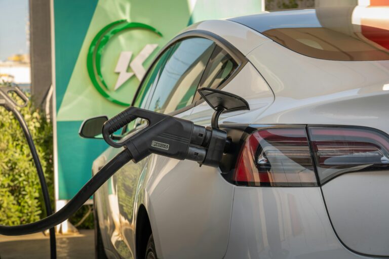 EV Charging Stations Tesla How Superchargers Work (and How Non-Teslas Use Them) in 2026